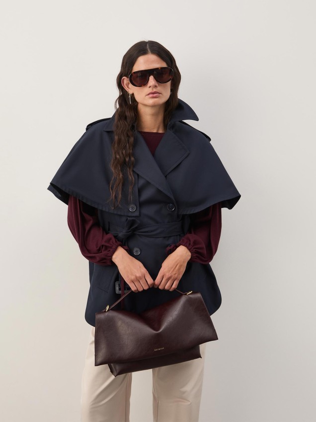 Gabardine em Forma de Capa