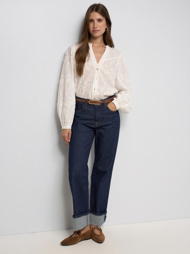 Blusa com Bordados