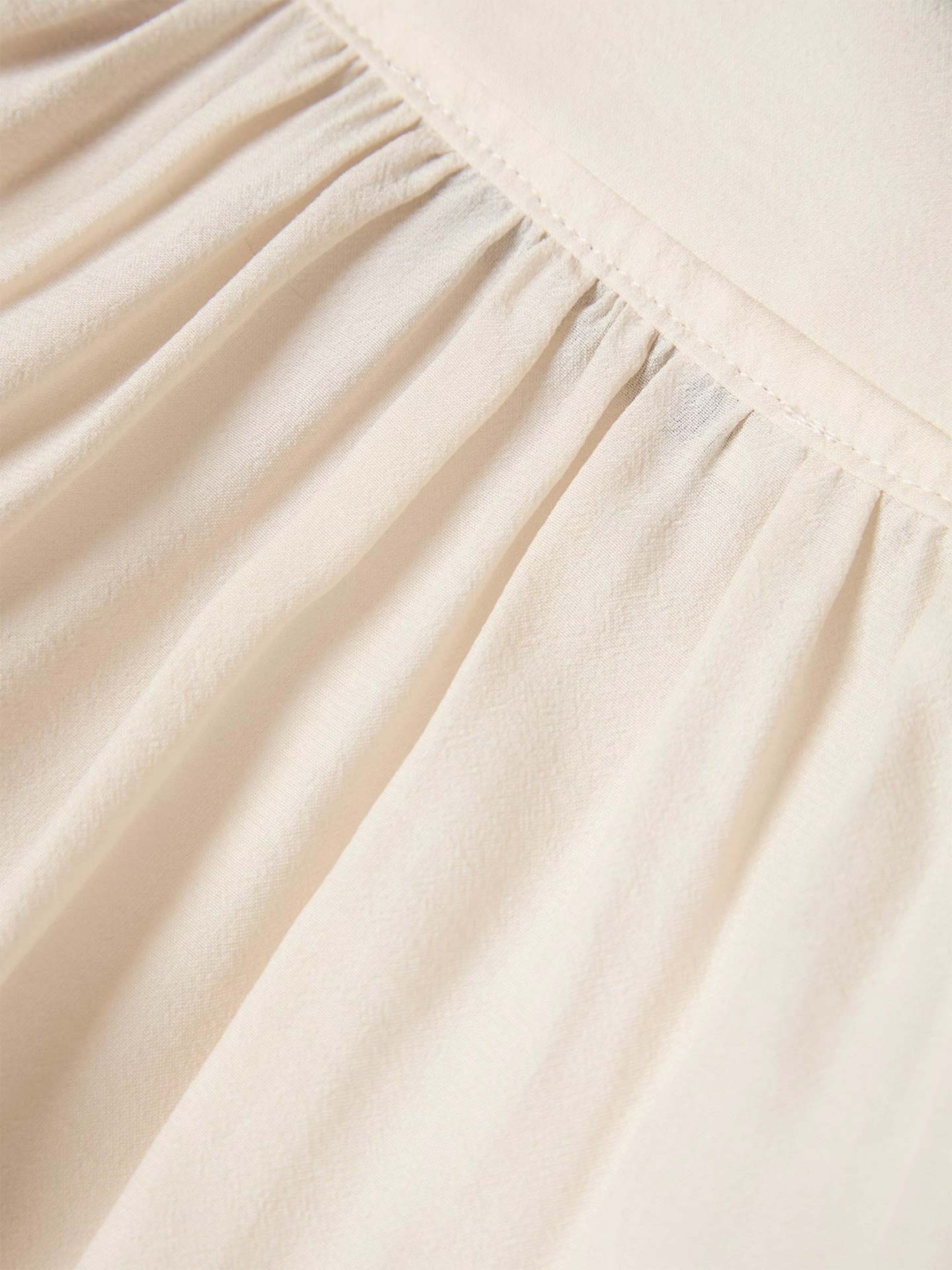 Blusa Fluida com Pregas