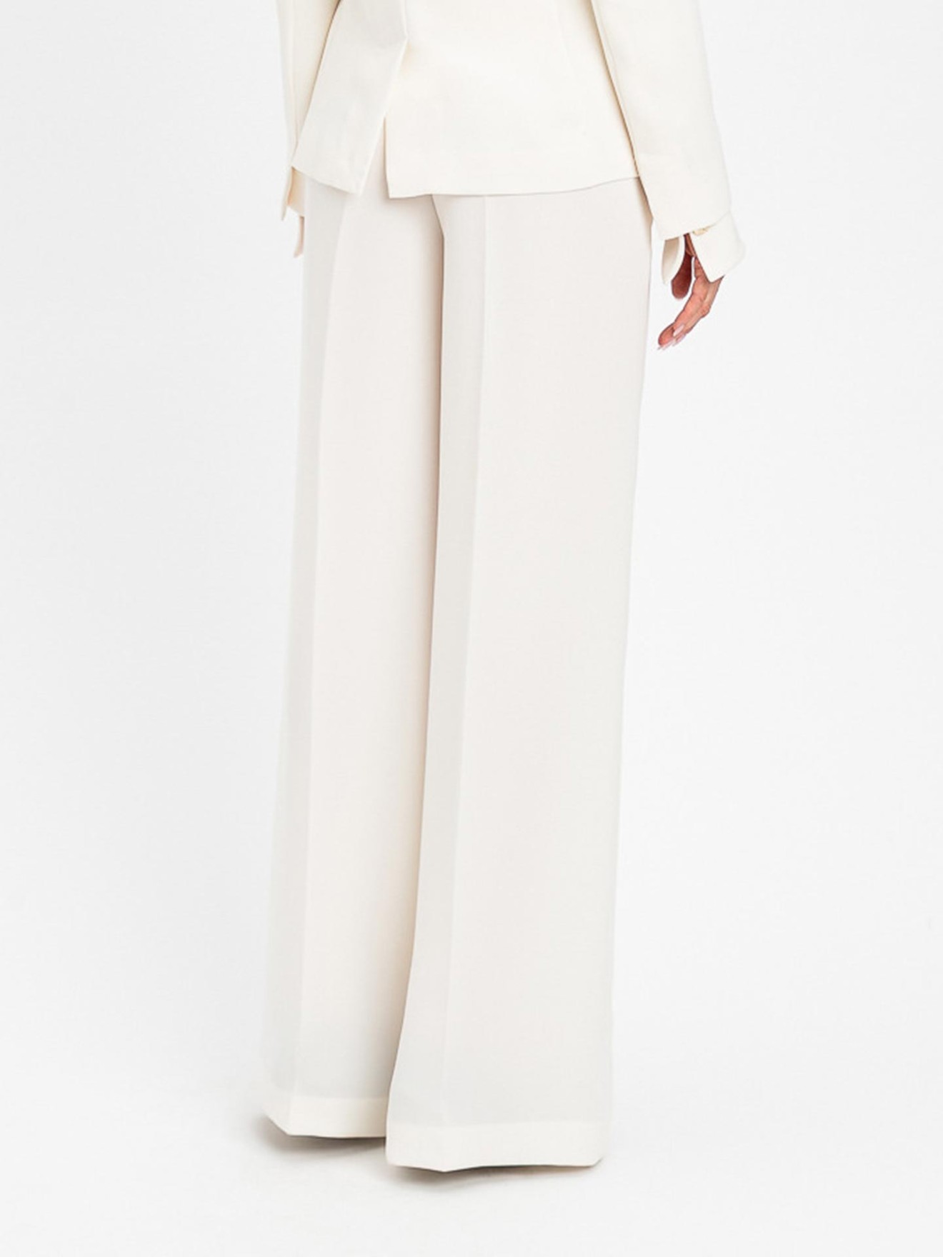 Cal�as Wide Leg com Pregas