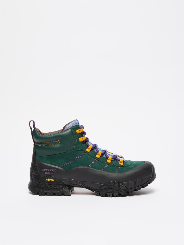 Botins em Pele Nubuck WKARICCIO