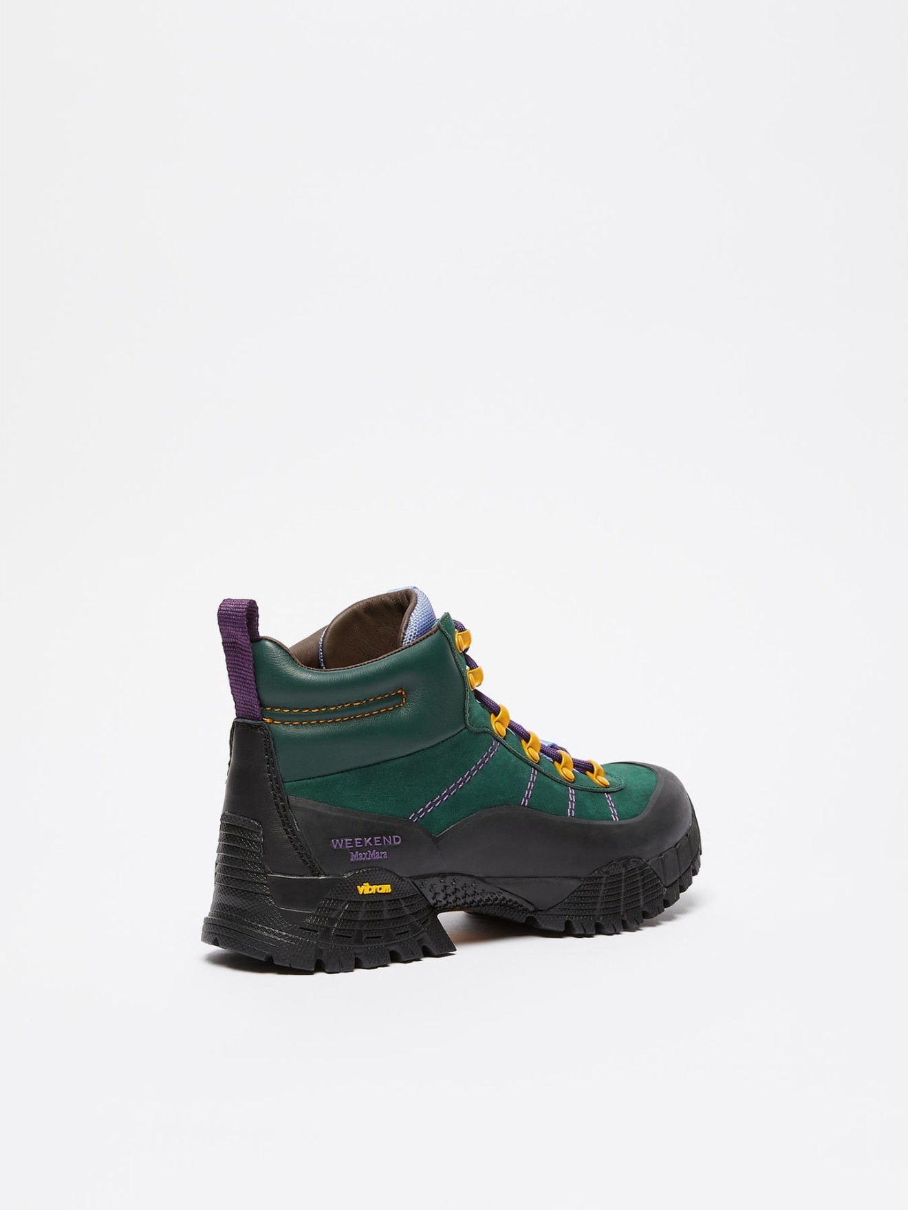 Botins em Pele Nubuck WKARICCIO