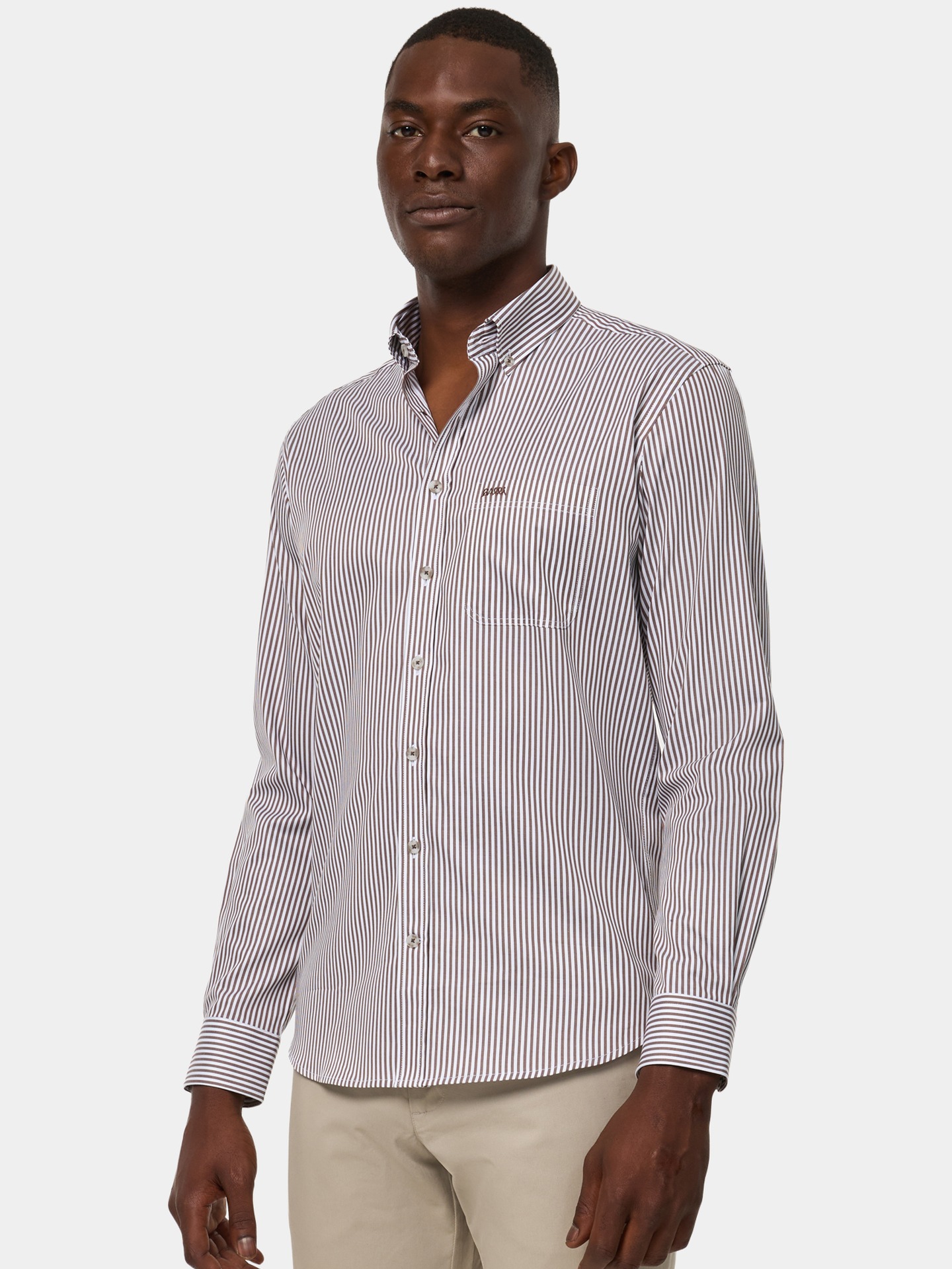 Camisa às Riscas