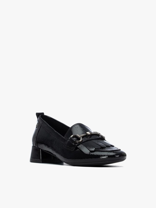 Sapatos em Verniz com Salto Baixo