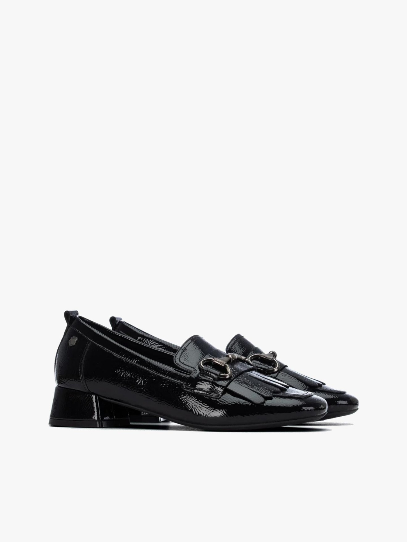 Sapatos em Verniz com Salto Baixo