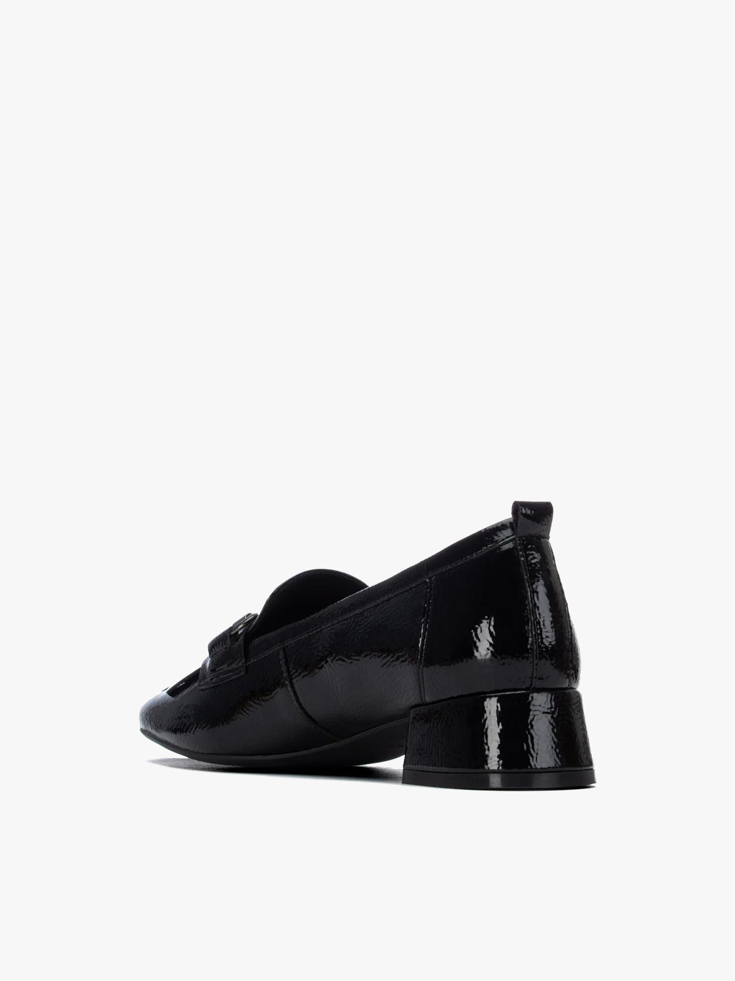 Sapatos em Verniz com Salto Baixo
