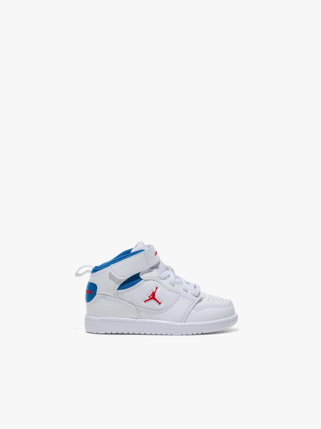 Sapatilhas Jordan Court Connect Mid