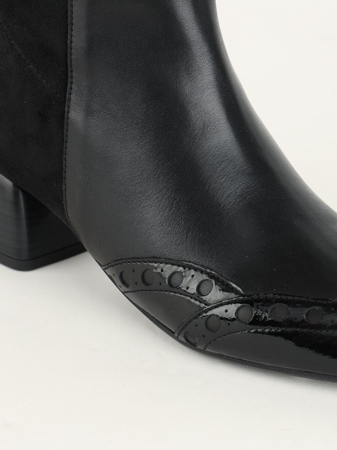 Botins com Salto de Bloco