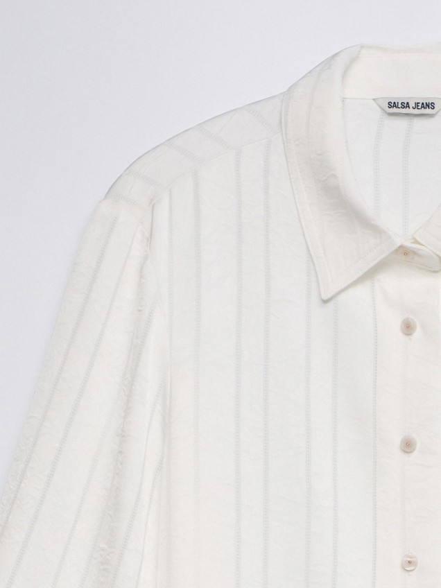Camisa Acetinada com Riscas