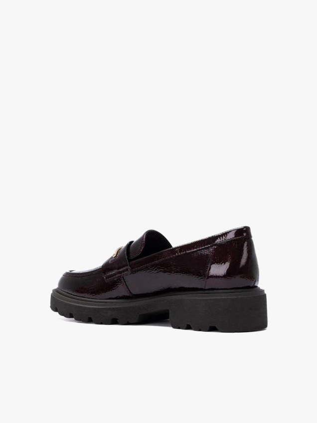 Mocassins em Verniz