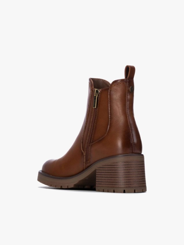 Botins Chelsea com Salto