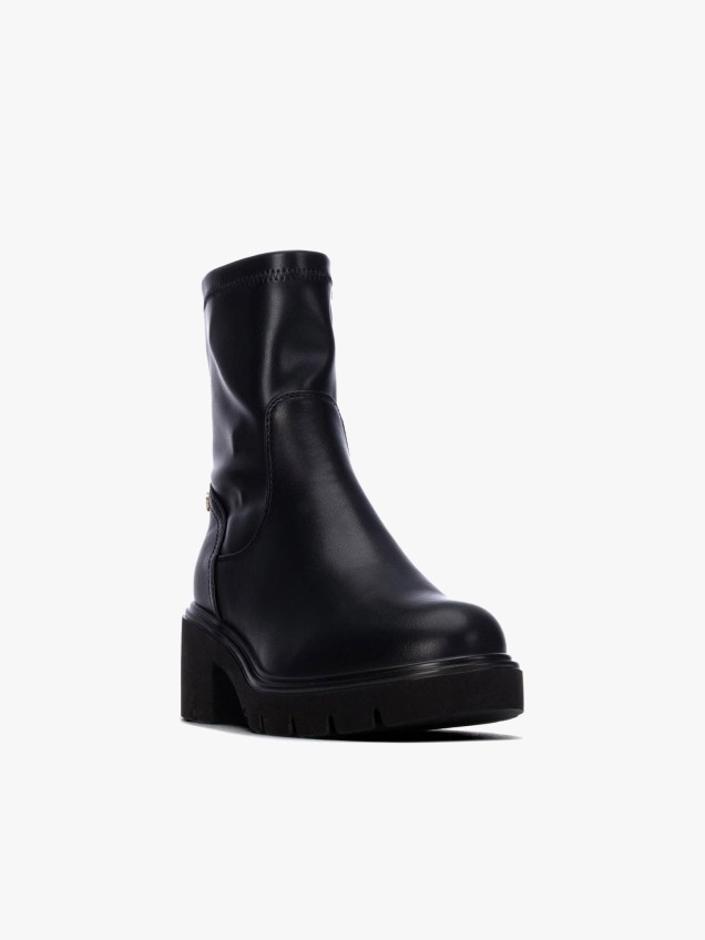 Botins com Cano Elástico