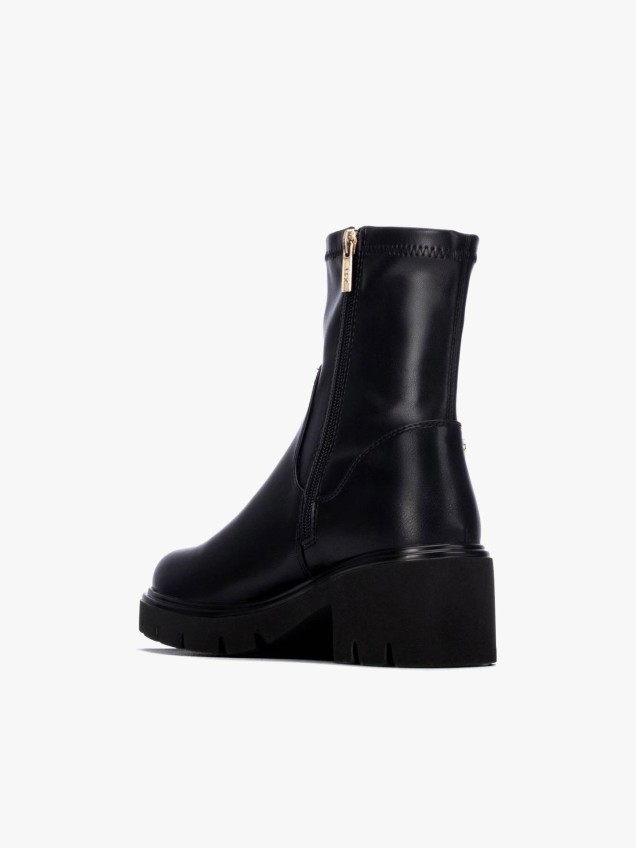 Botins com Cano Elástico