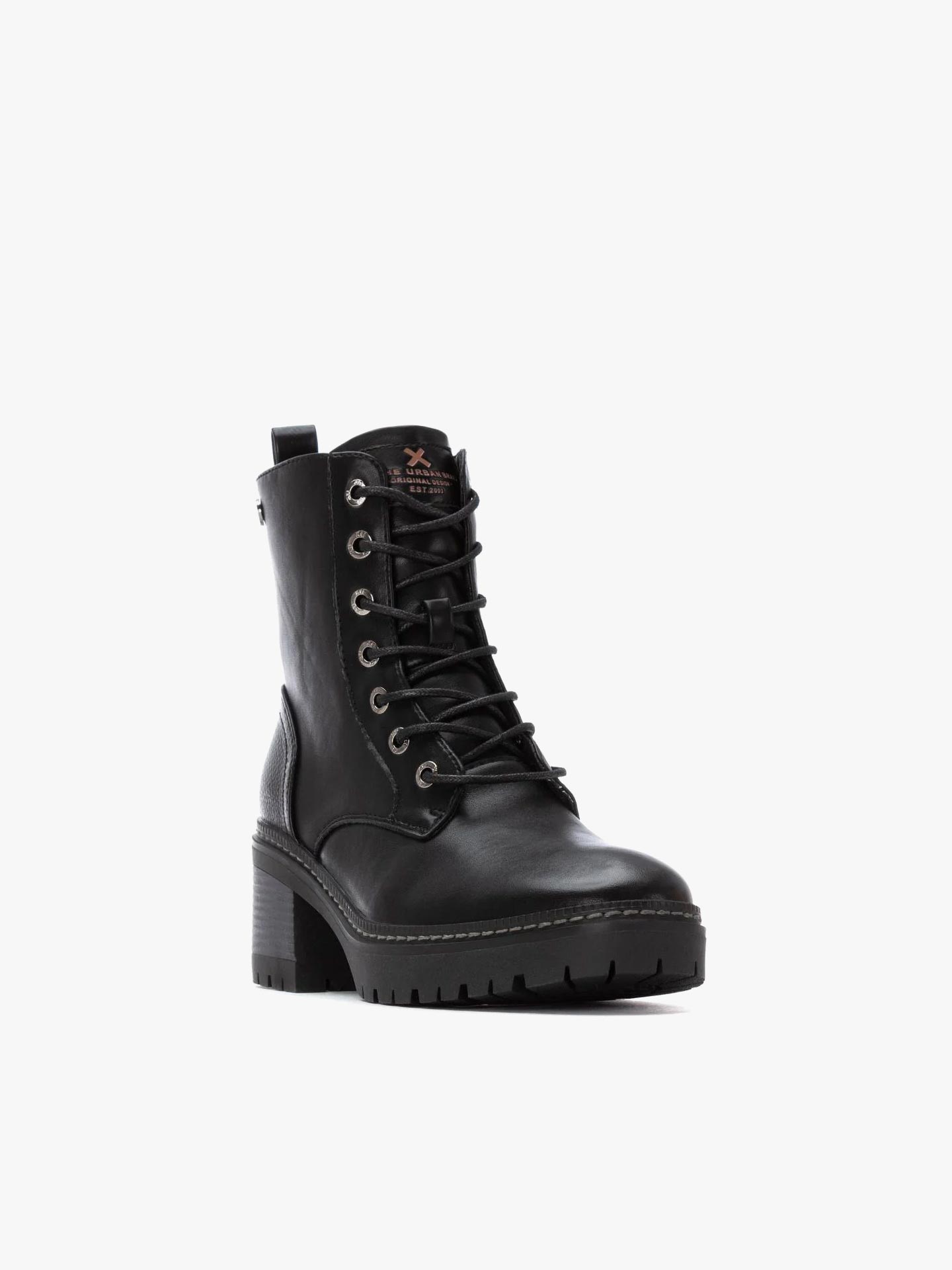 Botins de Estilo Militar com Salto