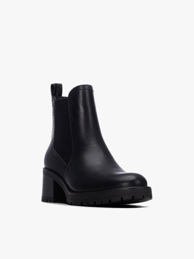 Botins Chelsea com Salto