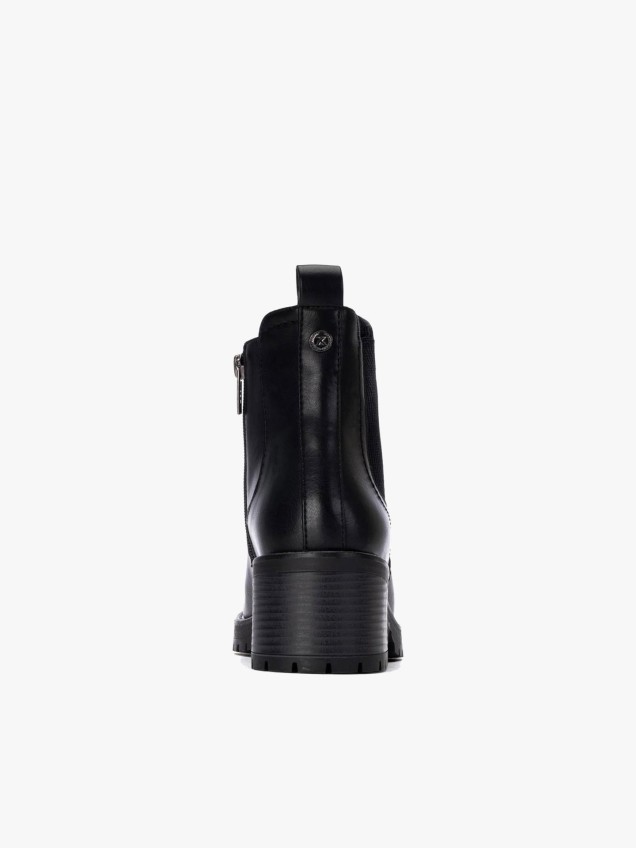 Botins Chelsea com Salto