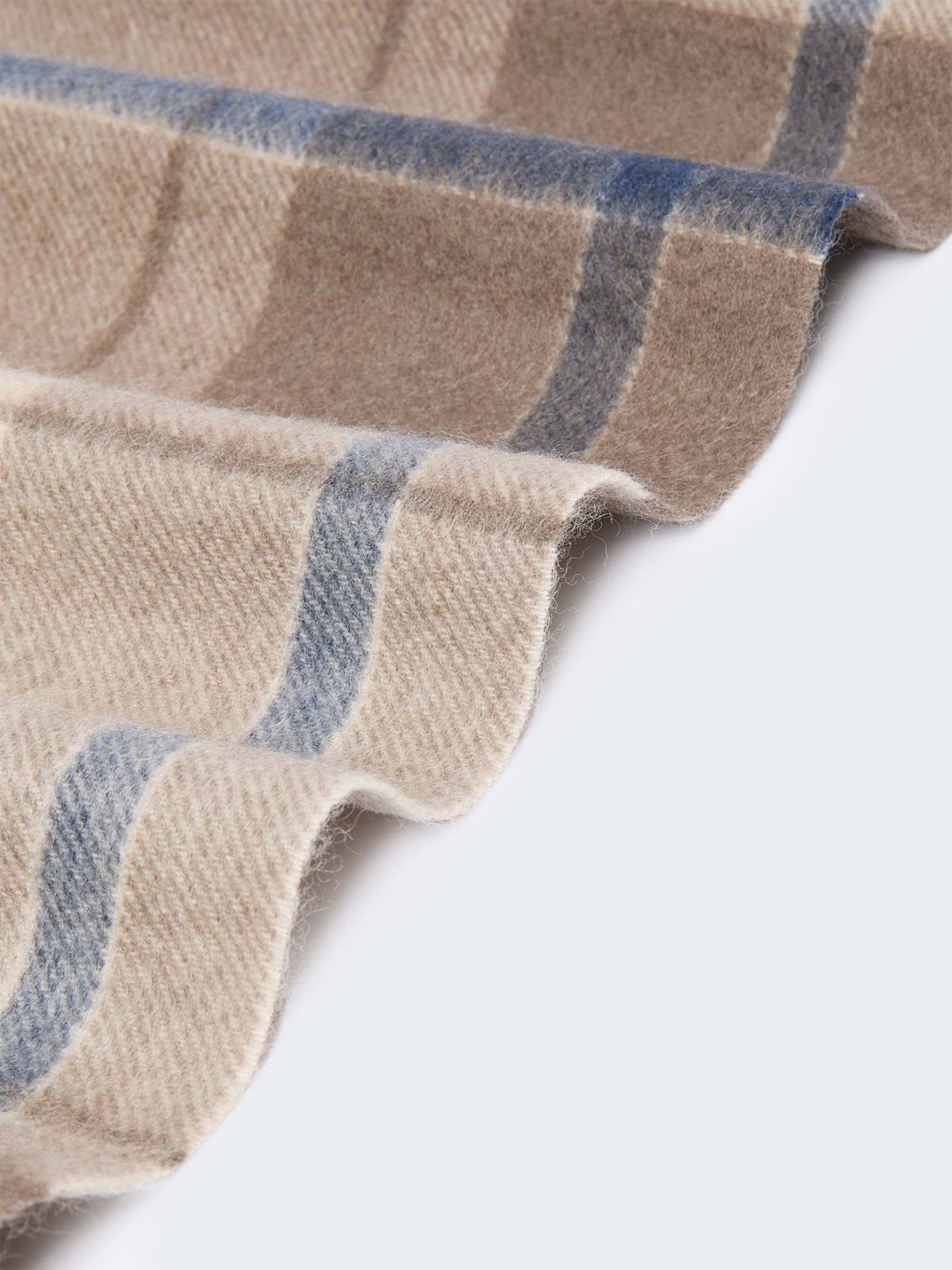Cachecol com Padr�o Tartan WKACATONE