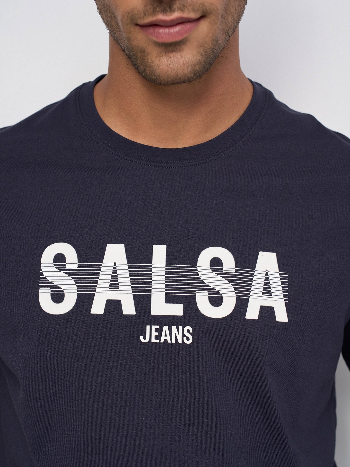 T-shirt Slim Fit com Estampado