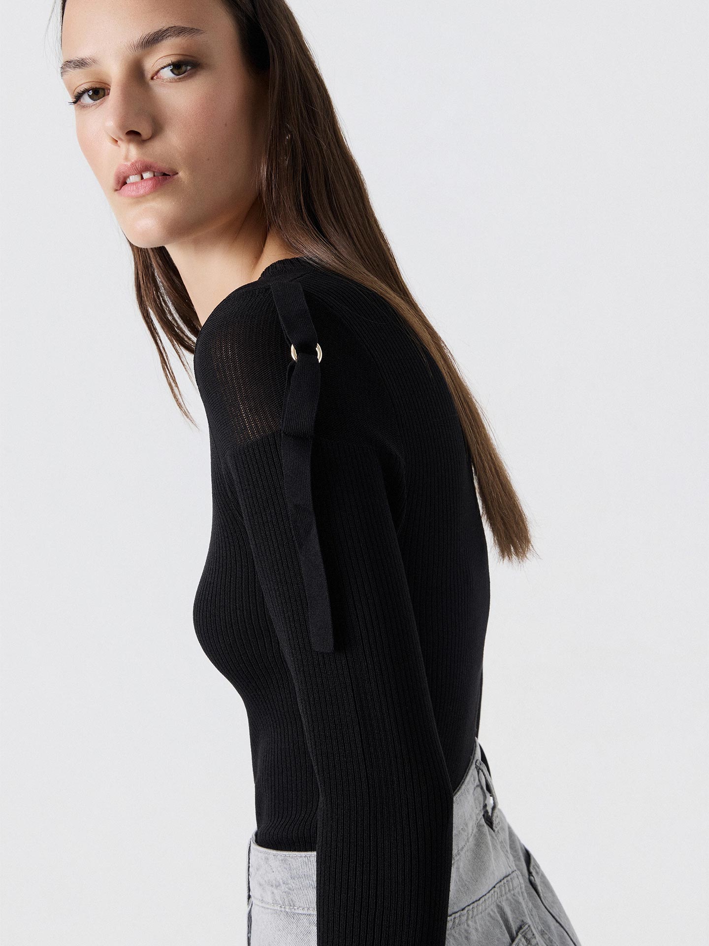 Camisola Semitransparente com Mangas de Folhos