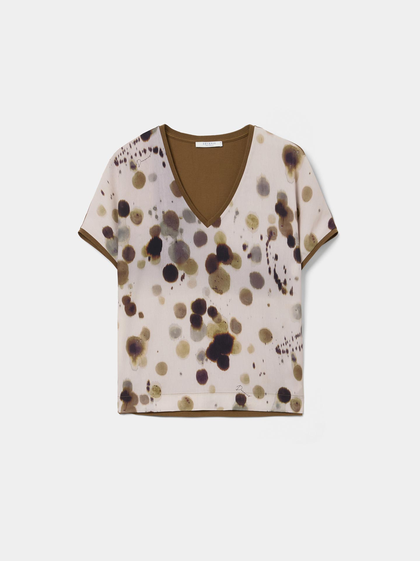 T-shirt Estampada com Decote em V