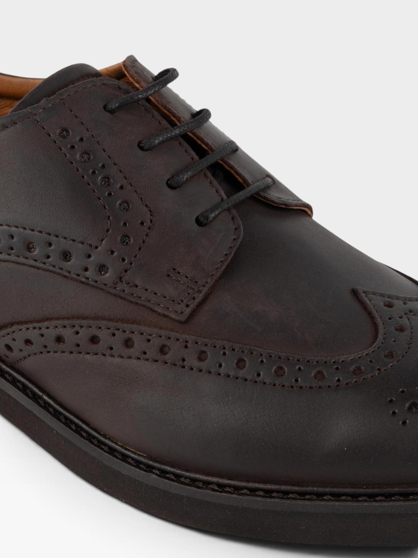 Sapatos com Atacadores