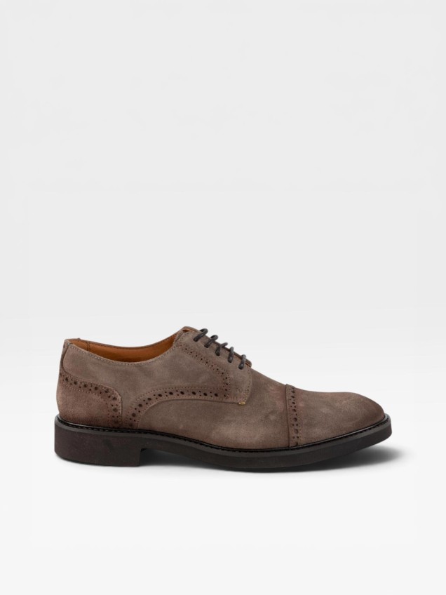 Sapatos em Pele com Atacadores