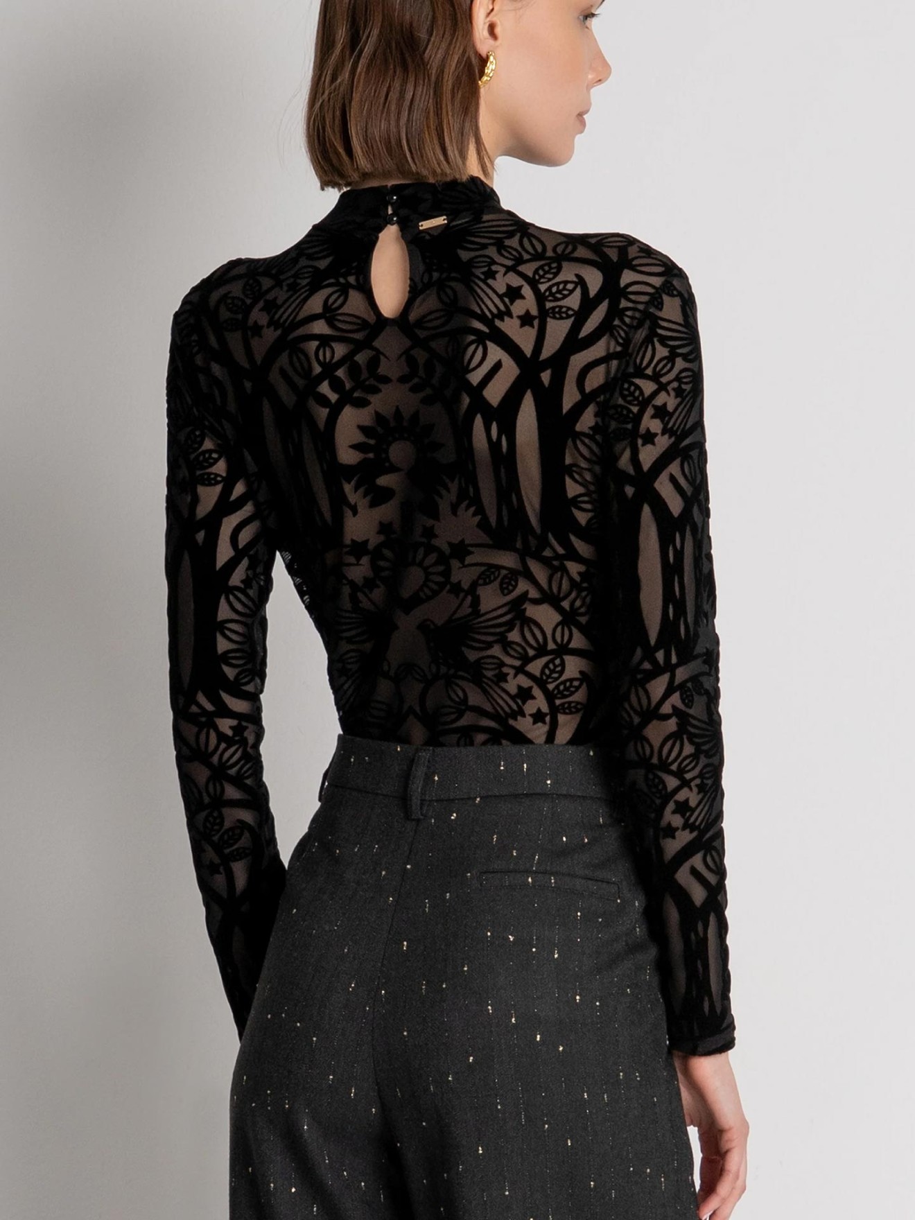 Body Slim Fit em Renda