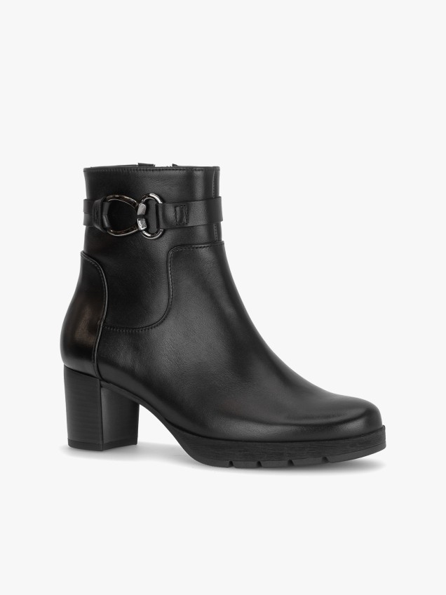 Botas de Cano Curto em Pele Nappa