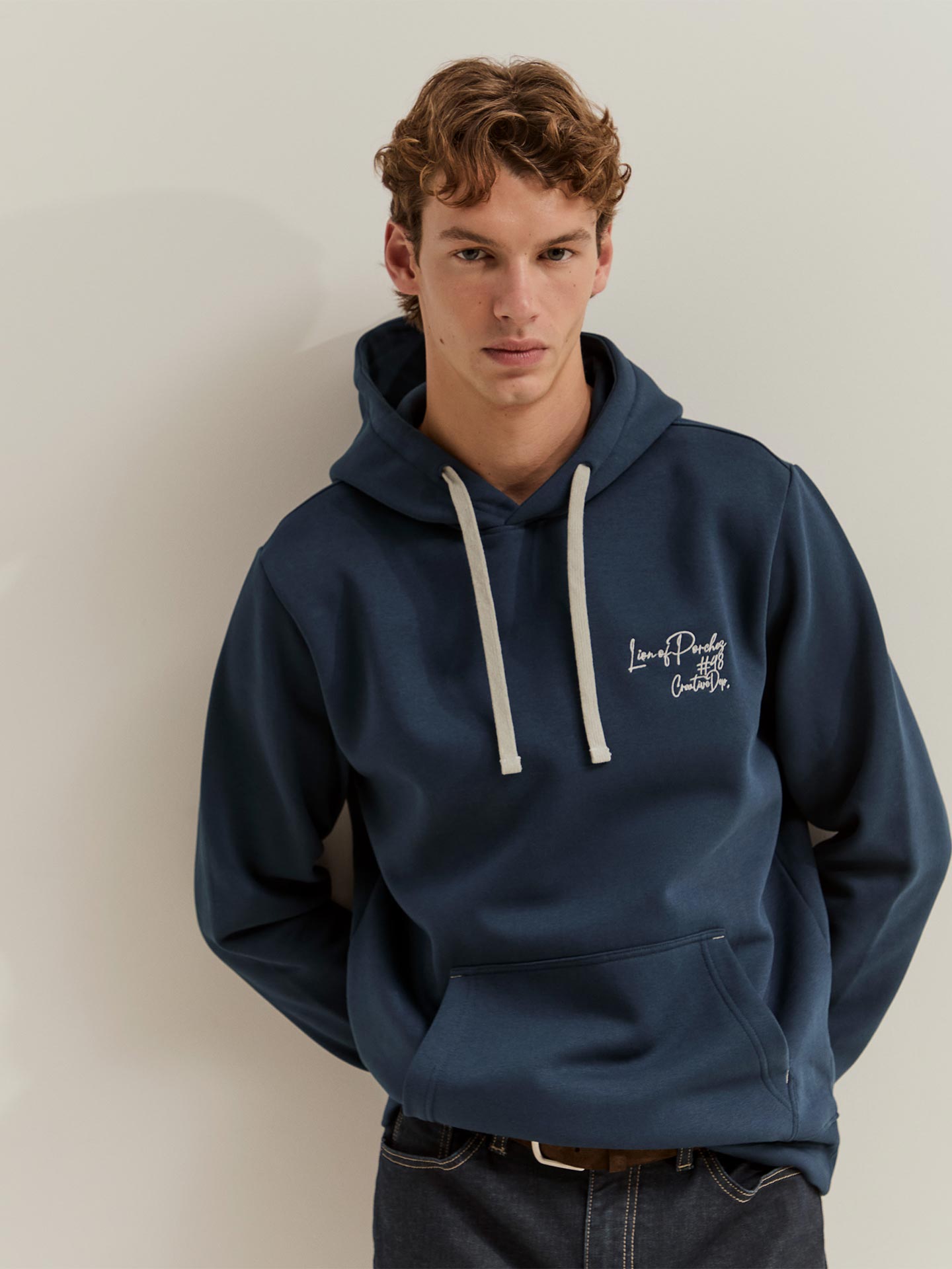 Sweatshirt com Capuz