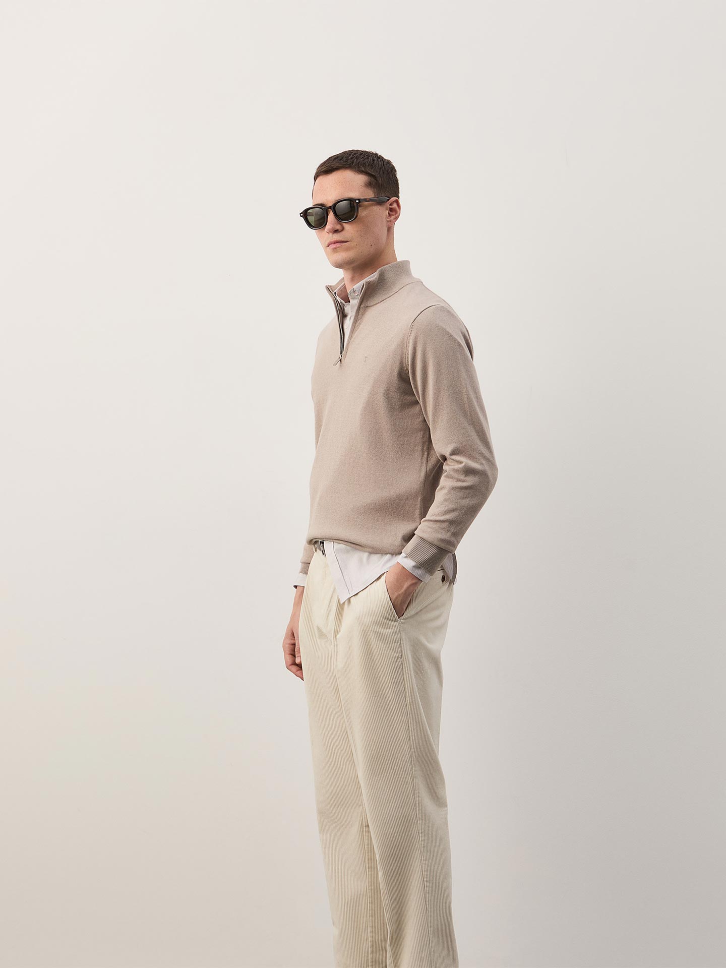 Camisola de Malha com Fecho de Correr