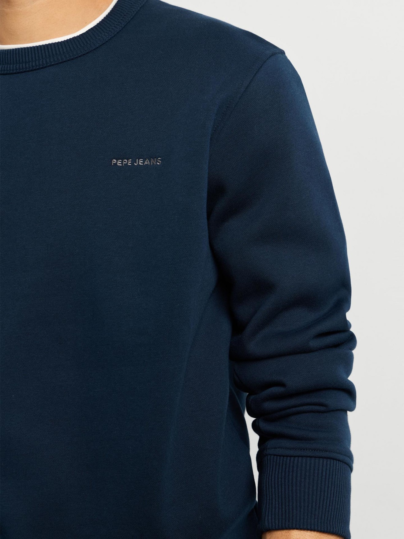 Sweatshirt Regular Fit com Gola Redonda