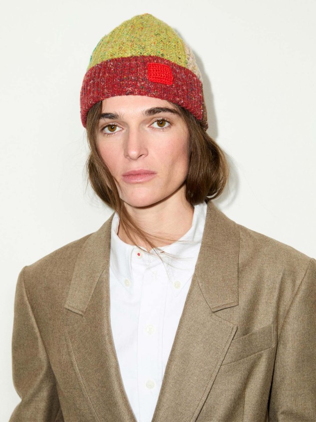 Gorro em Tweed MCACARIOCA