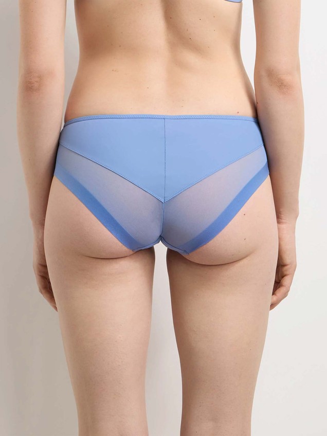 Cueca Generous em Microfibra e Tule