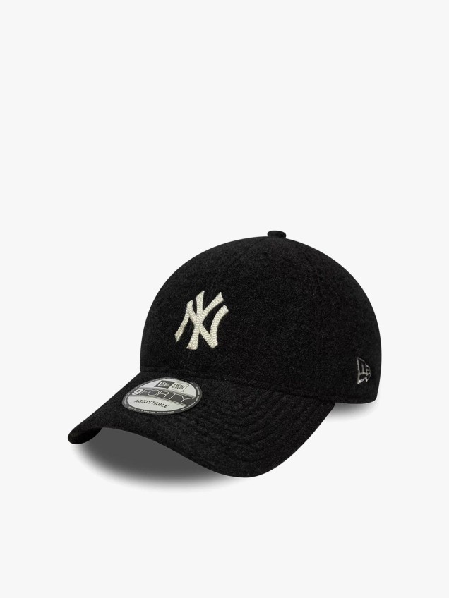 Bon� New York Yankees MLB Chainstitch Winter Borg 9FORTY
