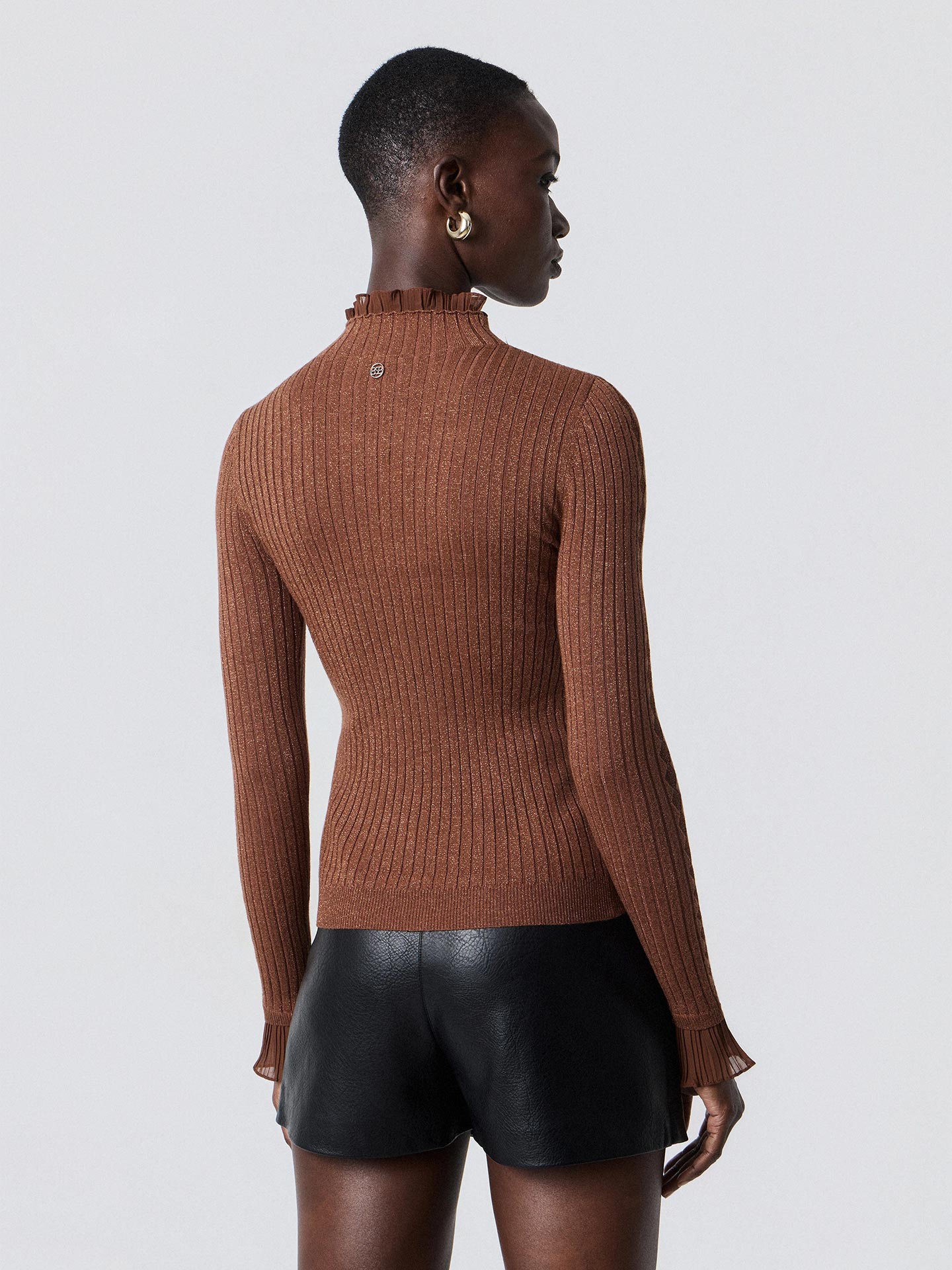 Camisola de Gola Alta com Folhos
