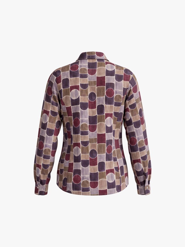 Blusa com Padrão Geométrico