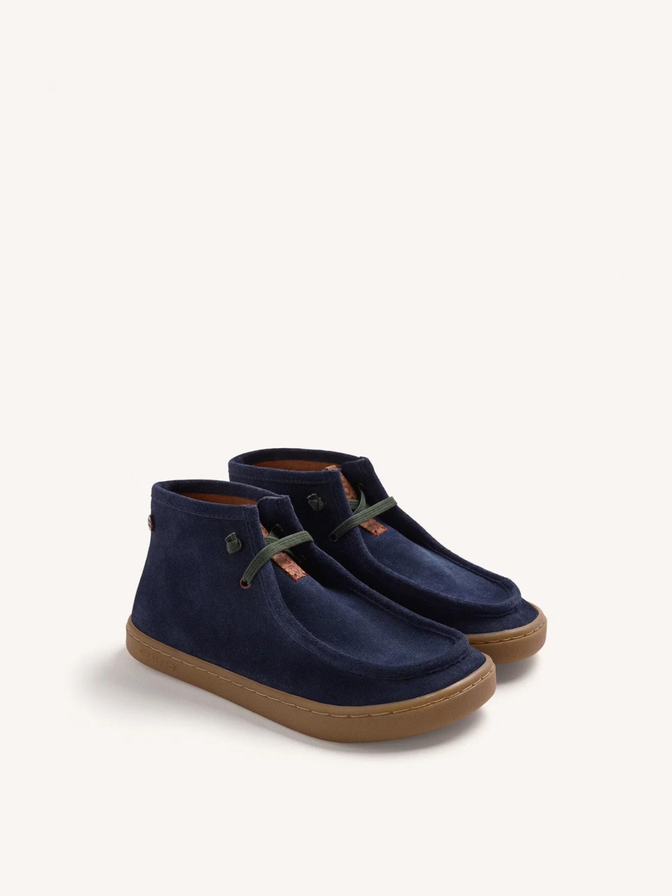 Botas Barefoot com Atacadores
