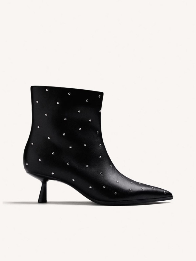 Botins Kitten com Tachas