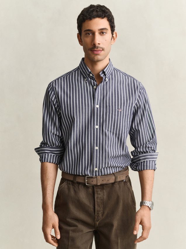 Camisa Regular Fit às Riscas
