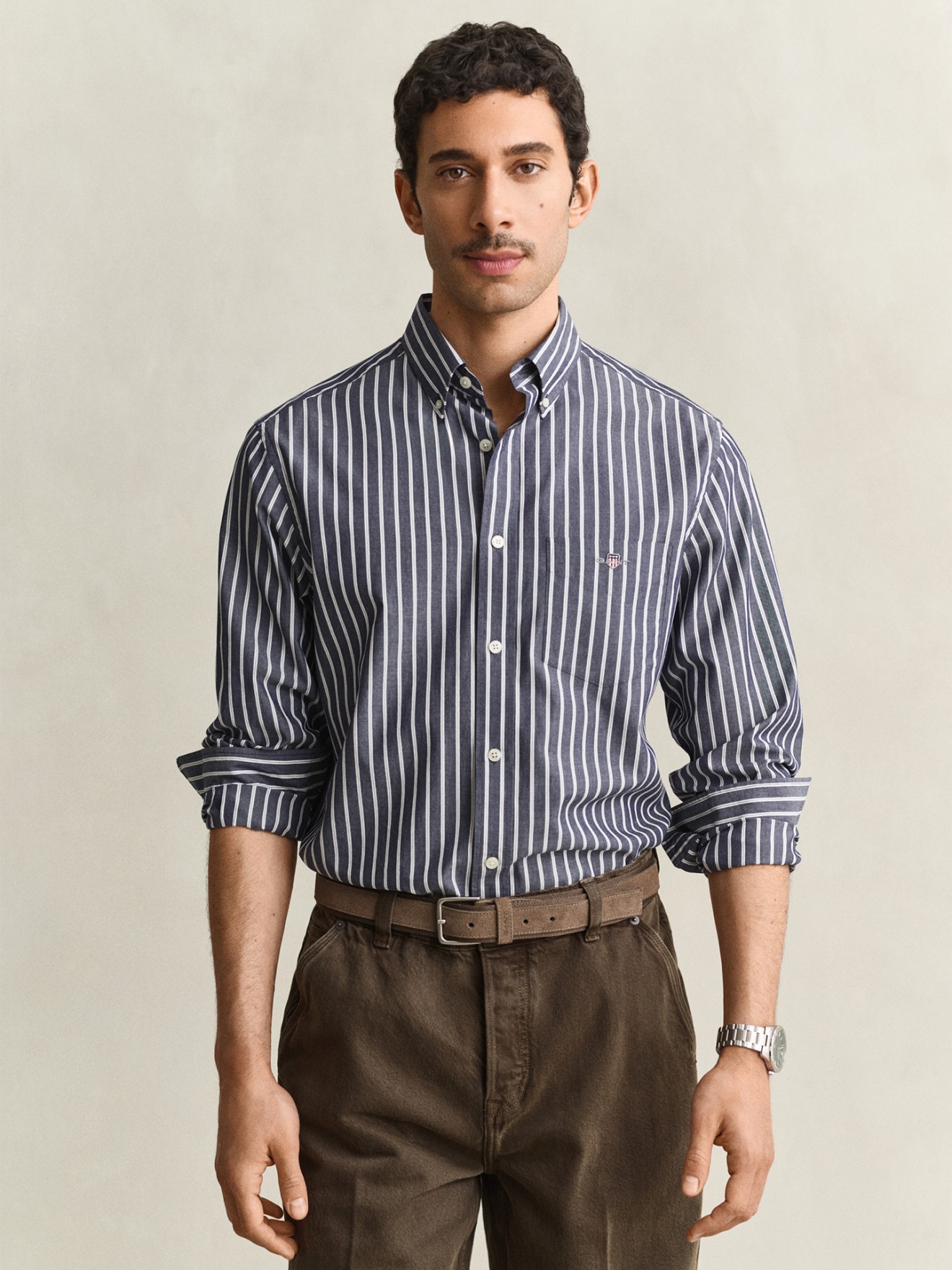 Camisa Regular Fit às Riscas