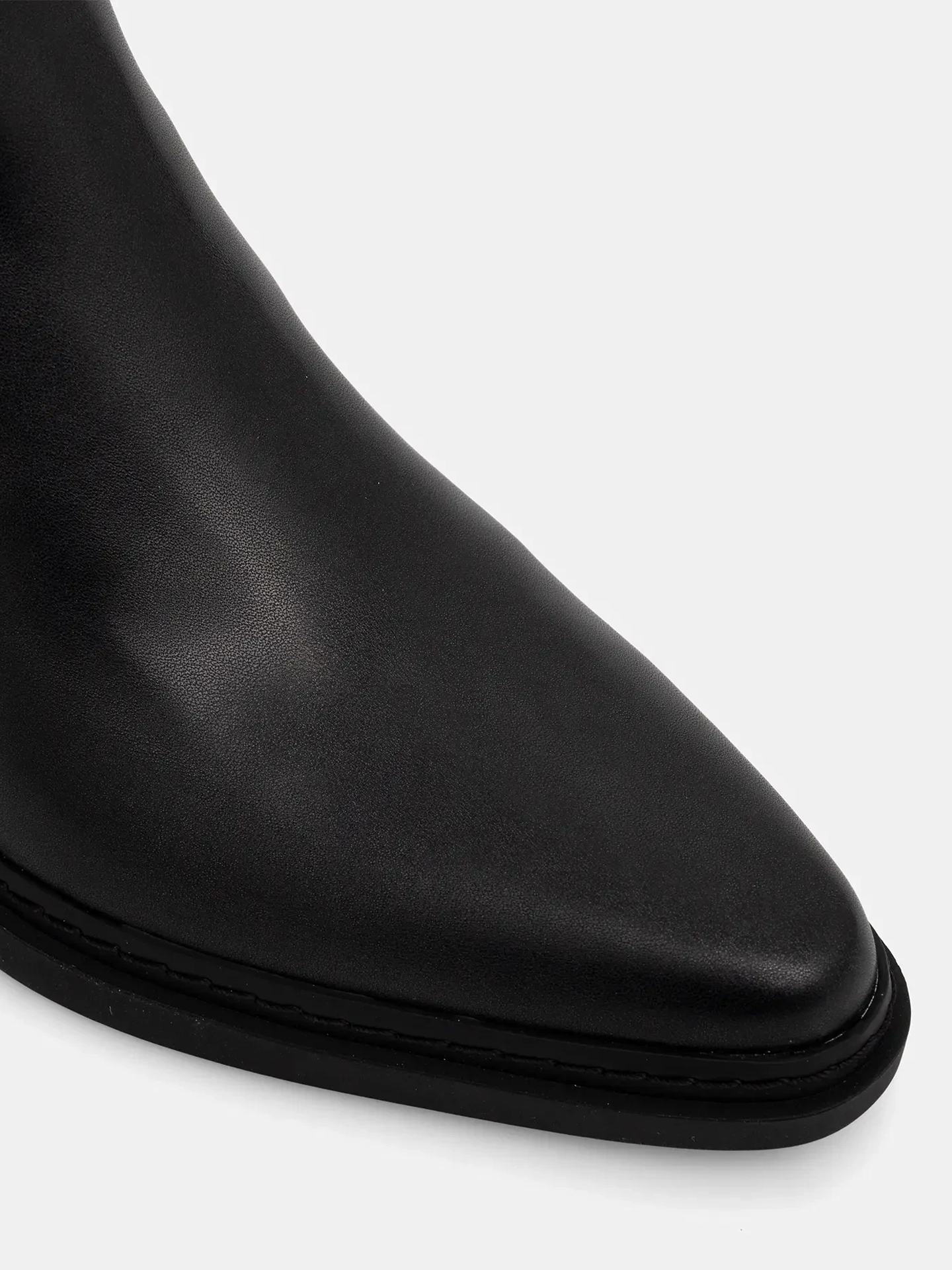 Bota de Cano Alto em Pele Lex