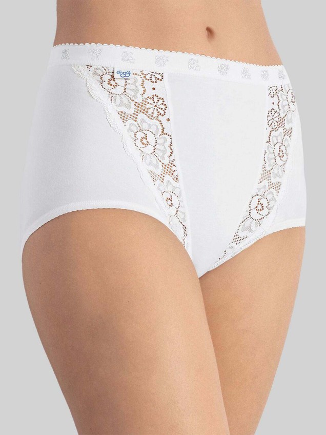 Cueca hipster rendada