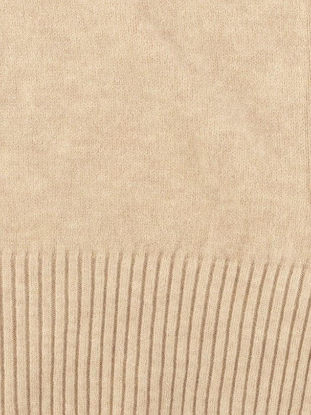 Camisola de Malha com Gola Alta