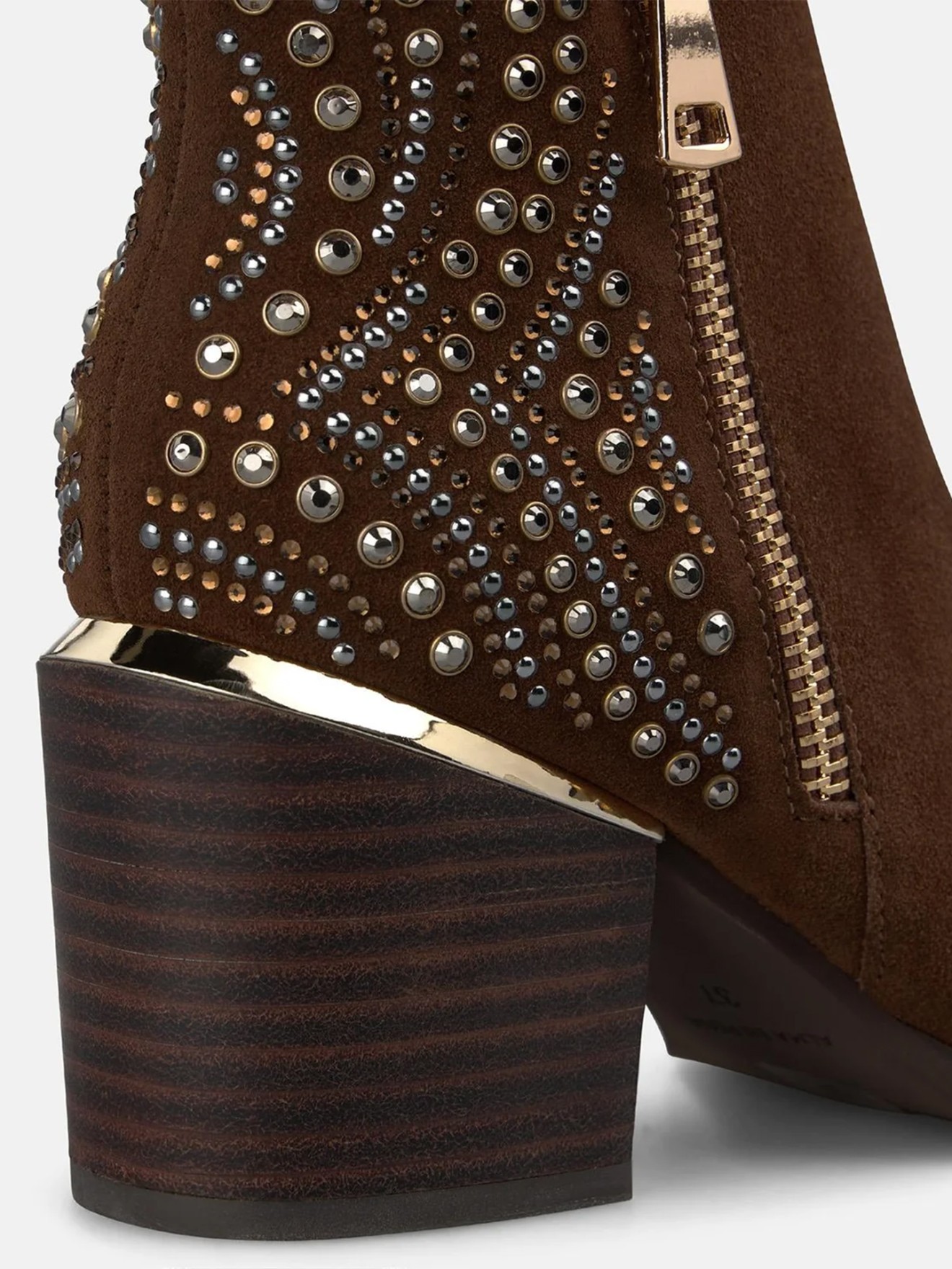 Botins com Tacão de Bloco