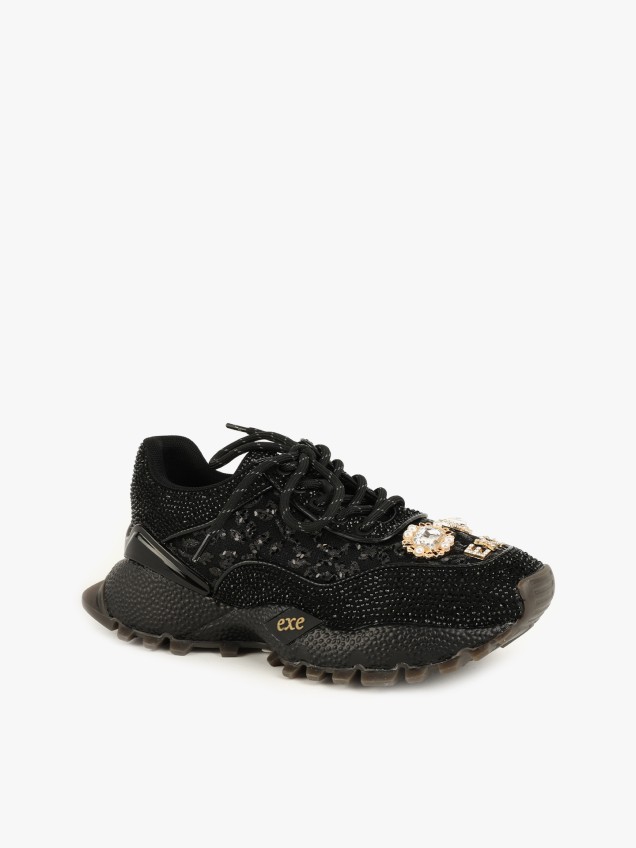 Sapatilhas com Detalhes de Pedraria e Strass