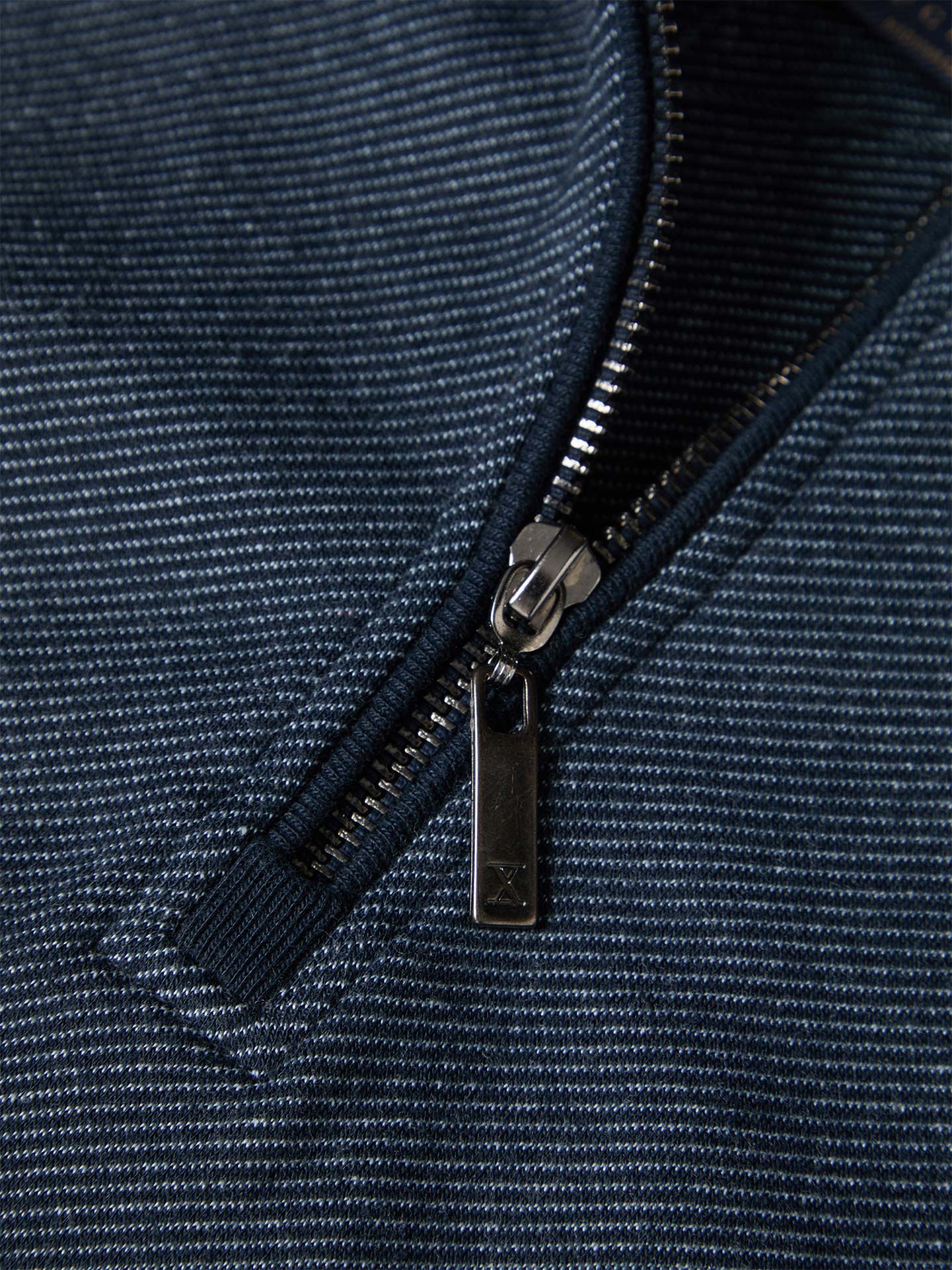 Camisola de Gola Alta com Meio Fecho de Correr