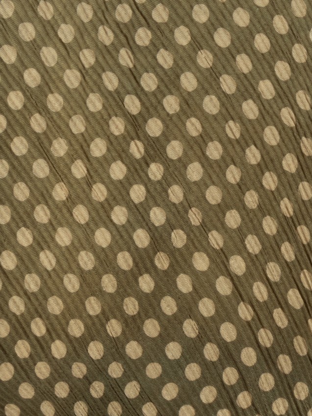 Écharpe com Padrão de Bolas