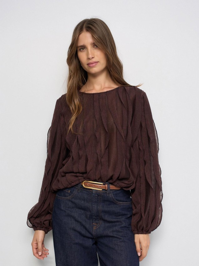 Blusa com Folhos
