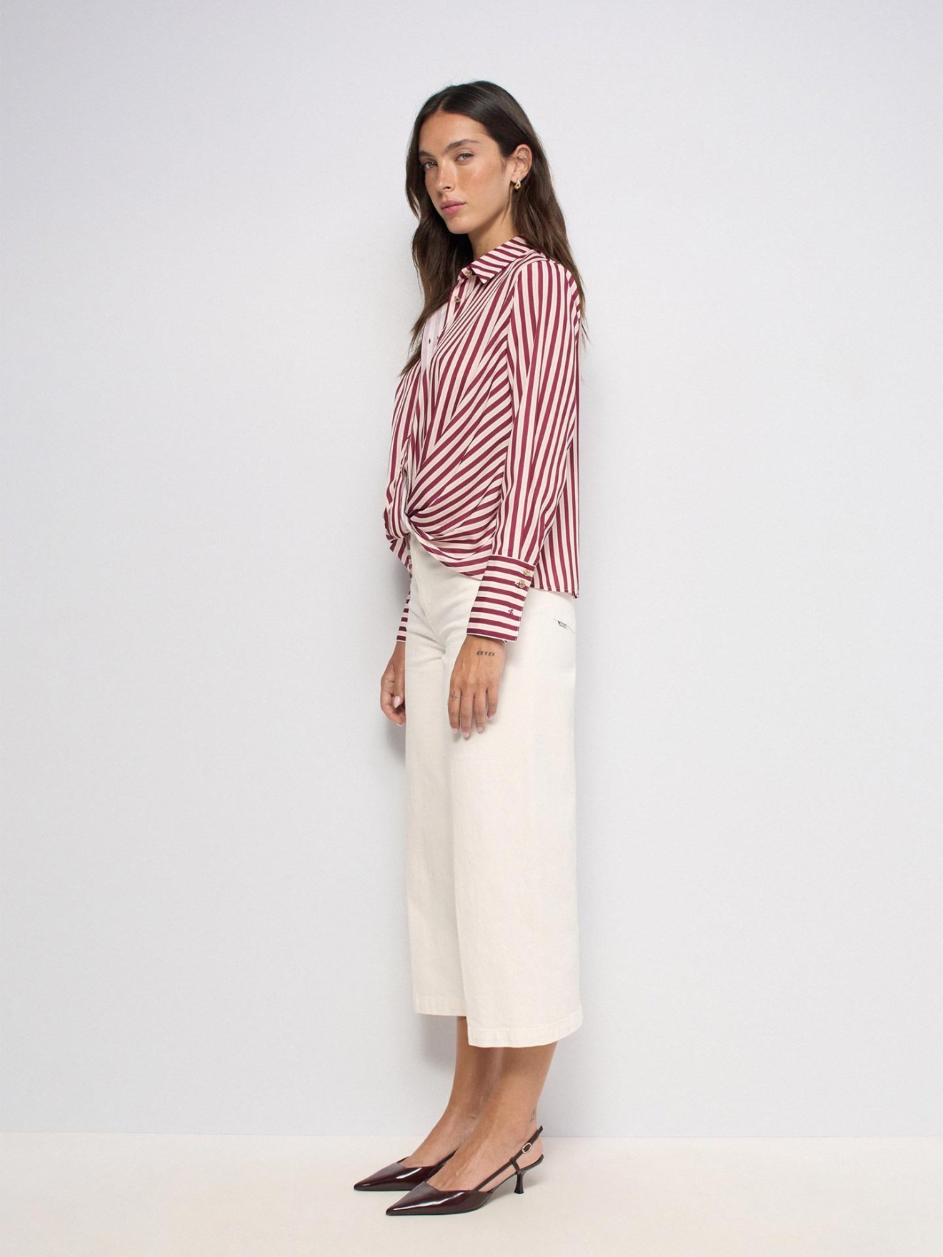 Camisa Slim Fit com Riscas