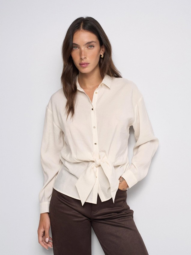 Camisa Regular Fit com Laço